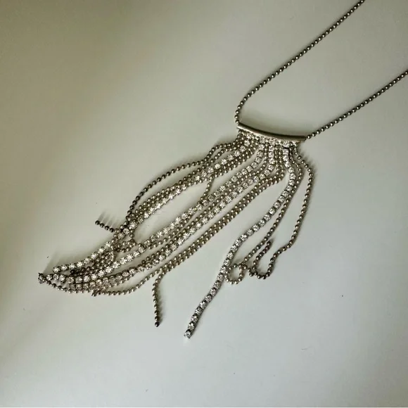 Art Deco Falling Pointed Silver-Tone w Metal & Rhinestone Flapper Necklace - Picture 8 of 9